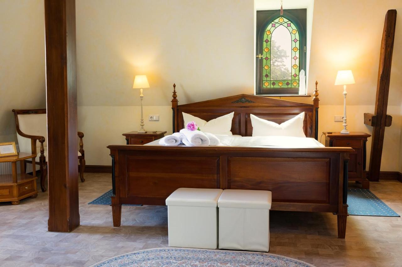 Schlosshotel Zum Markgrafen Quedlinburg Dış mekan fotoğraf